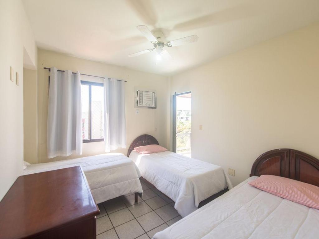 Excelente Cobertura Duplex A 2 Quadras Da Praia Do Forte Com 4 Quartos 卡波布里奥 外观 照片
