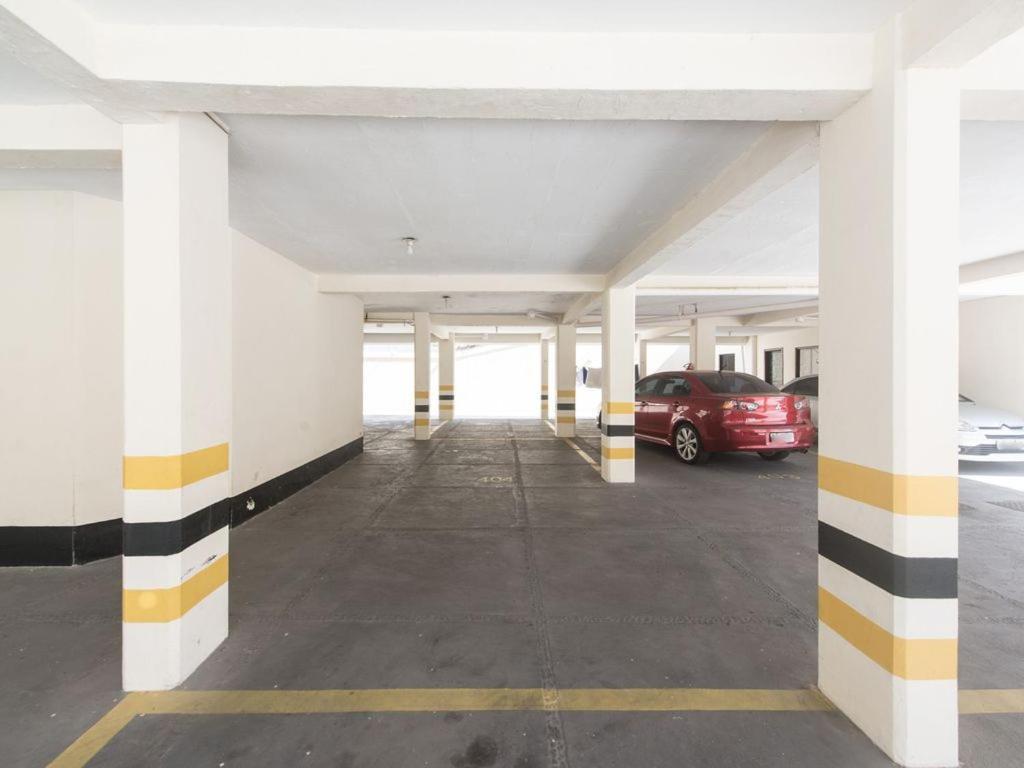 Excelente Cobertura Duplex A 2 Quadras Da Praia Do Forte Com 4 Quartos 卡波布里奥 外观 照片
